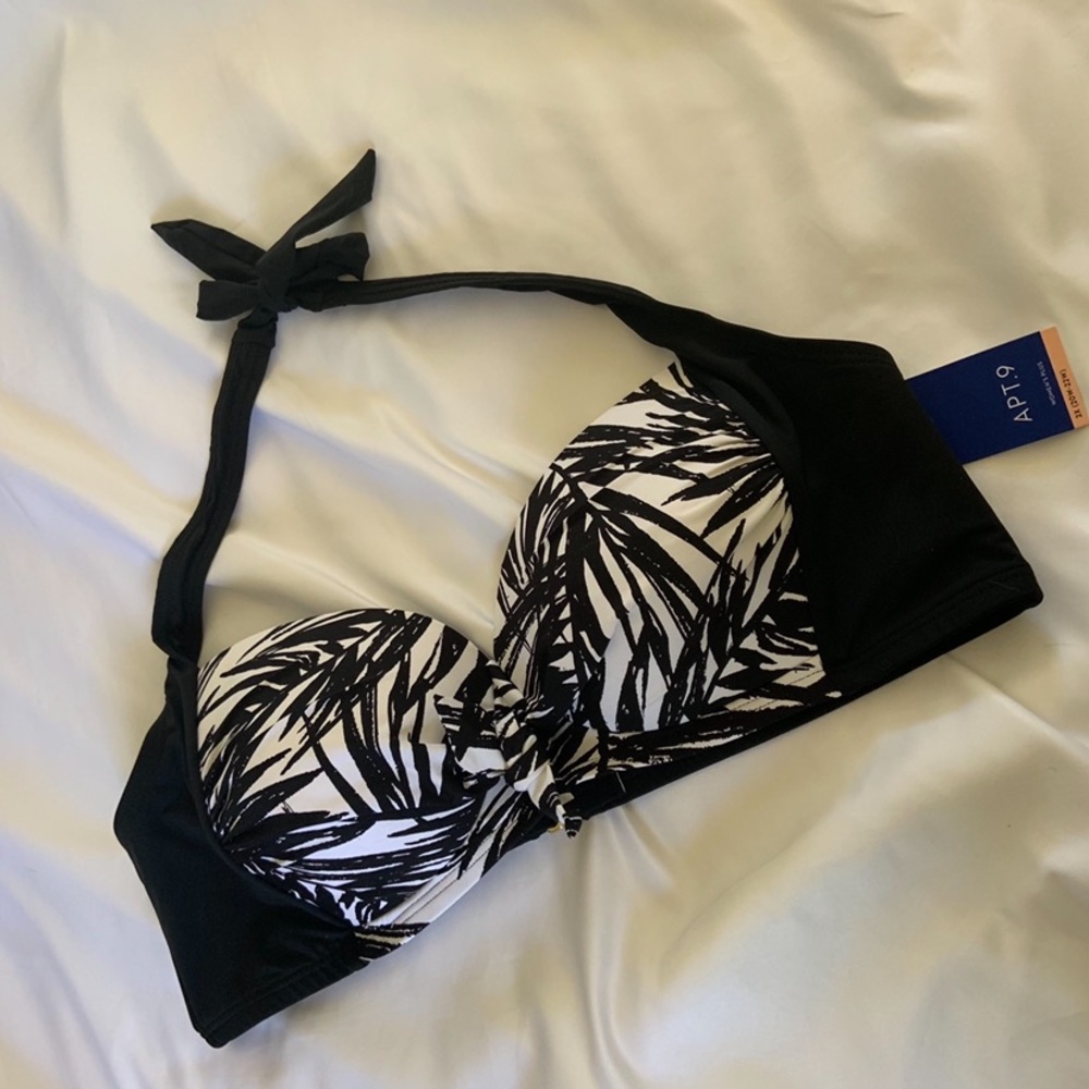 🔆 Apt. 9 PLUS Bikini Tops 🔆 - Picture 2 of 4